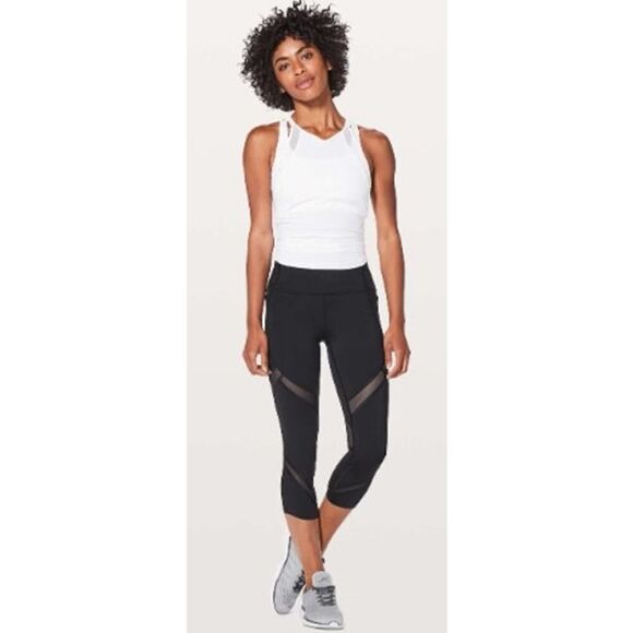 Lululemon On Pace Crop *21" Sz. 4 - Picture 1 of 6